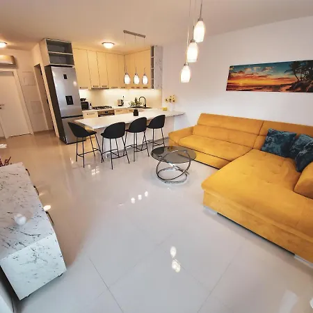 Klara Apartment